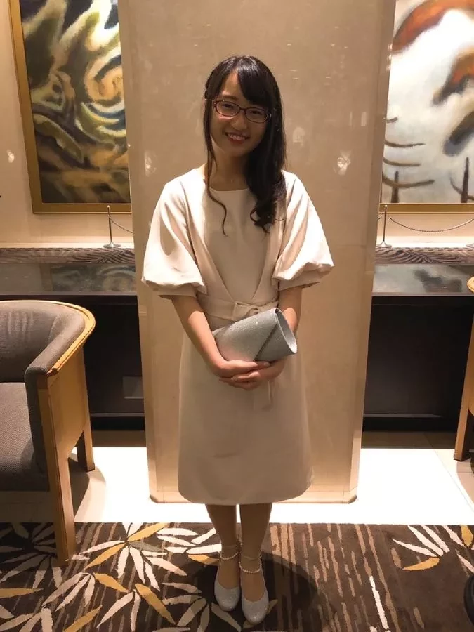 【图片44张・视频4个】温柔的妻子好好地抚慰着阴茎