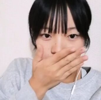 仲良い子とエロイプ　おま○こちょっとしか見えないです