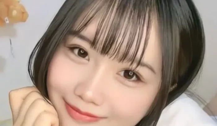 【Sans haute définition】 Produit complet de bonus ! (Total 13,62 Go) Première fois en interne avec une étudiante mignonne à la poitrine généreuse.