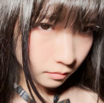 最高到達点　説明不要の本物アイドル　衝撃の問題作を緊急販売