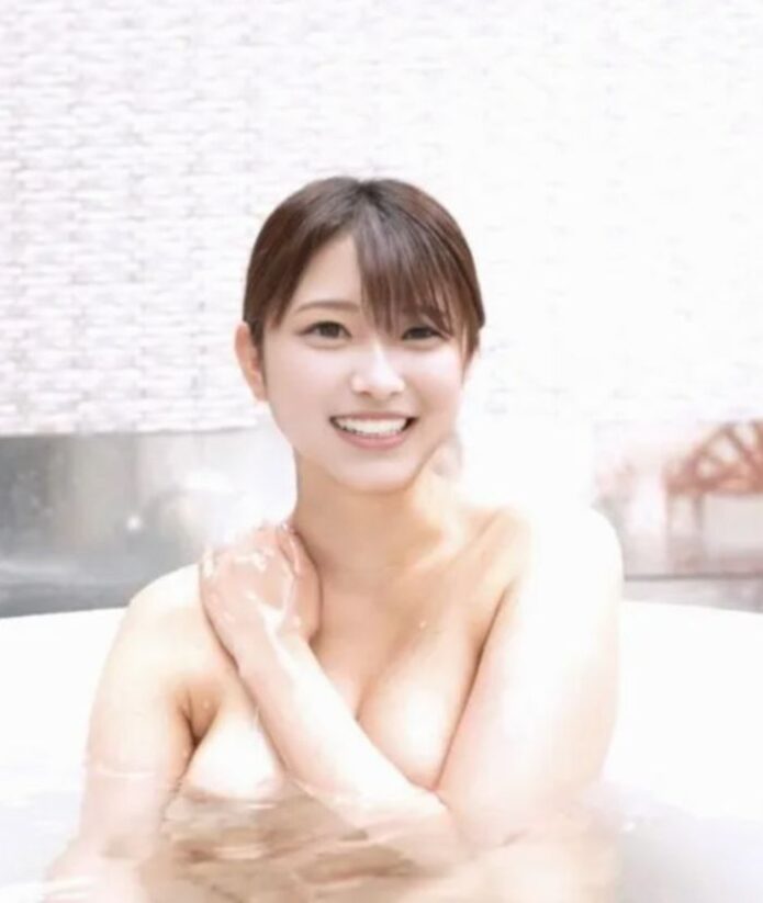 【高画質】元ピ〇チ航空CA Hカップ巨乳美人人妻が旦那に内緒で中出しセックス【土日限定販売】