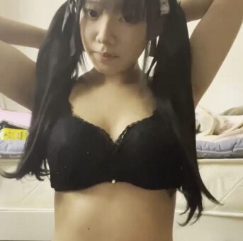 メイドコス 自撮りおな