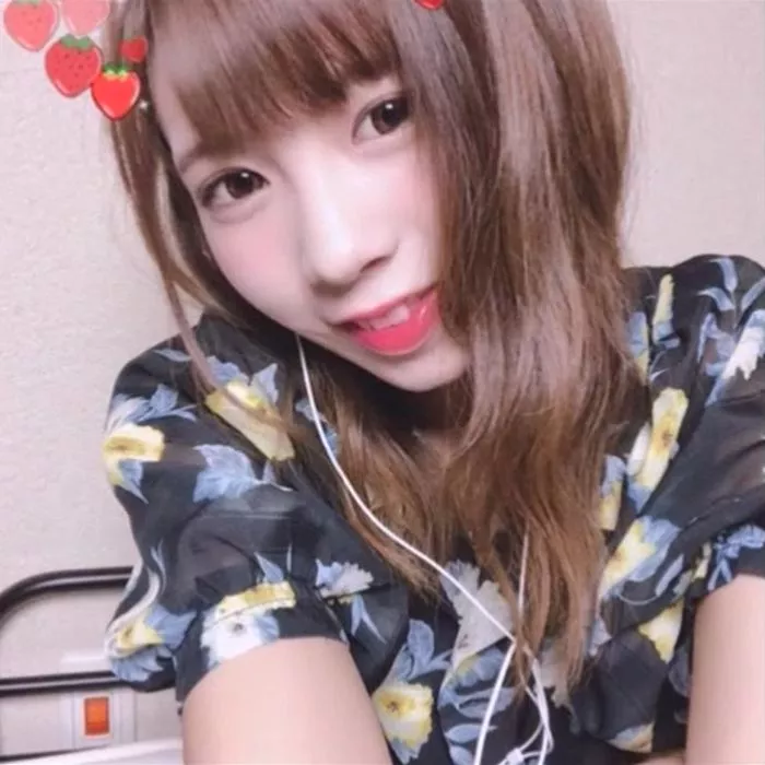 【無】因為工作的壓力，每天回到家都會狂自慰。