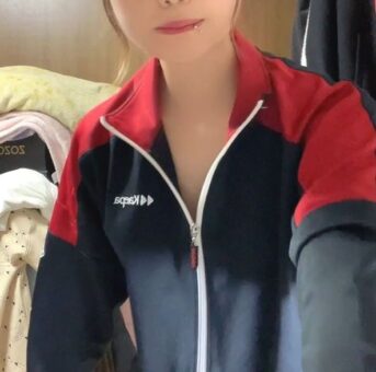 土日のみ　くちピ美女自撮りオナ