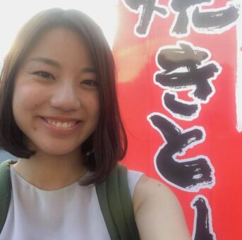 【黒歴史】SNSで精力的に活動している巨乳フォトグラファー。自分の裸体を記録してしまう【素人】