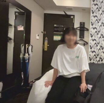 大人しめの女の子の処卒業！巨乳で迫力ありの卒業の瞬間を収めました♡♡【前編】No.239
