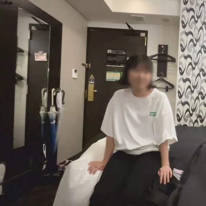 조용한 소녀의 졸업! 거유로 압도적인 졸업 순간을 담았습니다♡♡【전편】No.239