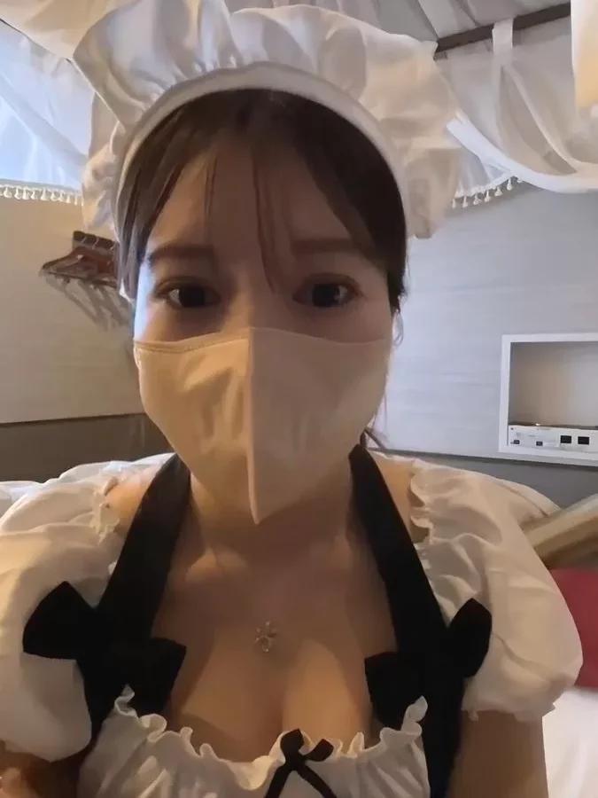 【期间限定特典】与巨乳姐姐的COSPLAY视频通话