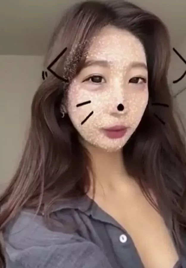 【オナ】イ◯スタ上美丽人妻在丈夫不在时、、、