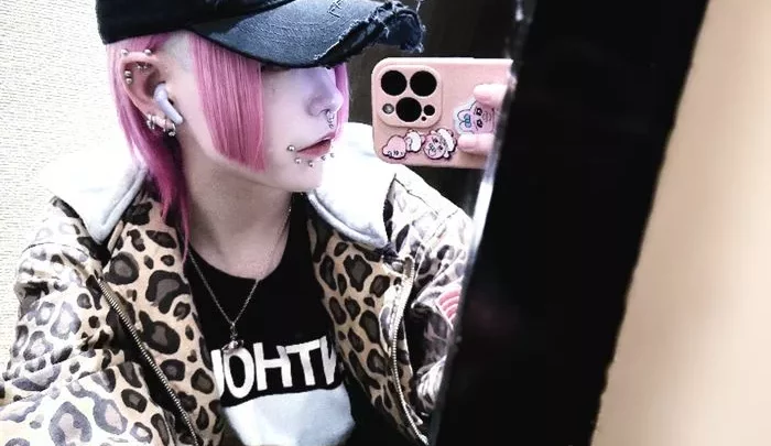 某SNSで人気のコンカフェ嬢のフェラ