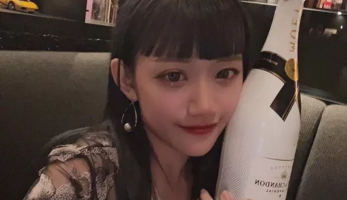 日曜のみ　美女の自撮りオナ流失