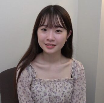 【限定公開】透明感抜群の現.役地下アイドル、乱れた果てに顔射！／完全版（10.7GB）