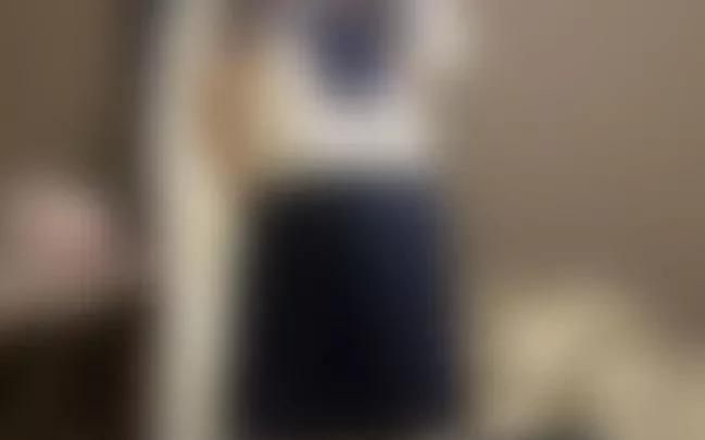 お金欲しさに自撮りオナ
