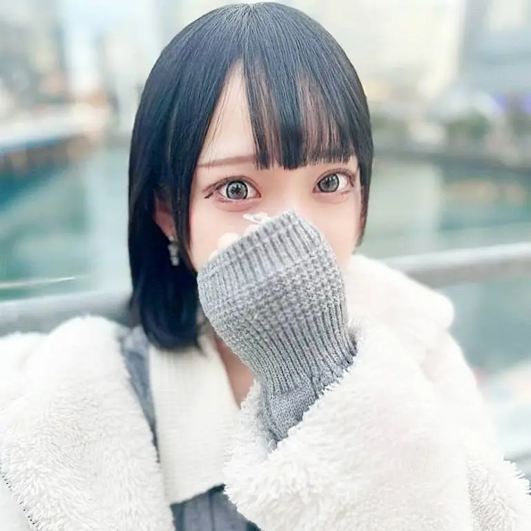 とこフェラで誤爆発射!危険な魅力を放つ小悪魔の禁斷パイパンマコにオジさんザーメンで刺激的な種付け!!
(HD1080P) (fc4621871)