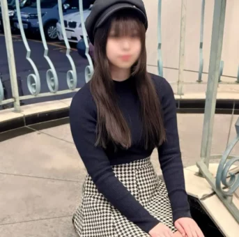 は５cm の短小ペニスで終了。1　８才大–を初イキ大量中出しで放任する動畫です。FPSプロゲーマー隠れ神ボディ！
(HD1080P) (fc4623867)