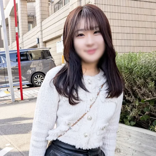25日まで990pt!!　初撮りゆるふわ美乳美肌DカップJD20歳　生ハメガン突きで中出しザーメン泡立てちゃう～！
(HD1080P) (fc4661899)