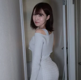 ンダー大生。旅費のためイヤラシイ裏側を見せてくれた。膣奧まで突かれるモチモチの美尻。剛毛マコに種付け
(HD1080P) (fc4671112)