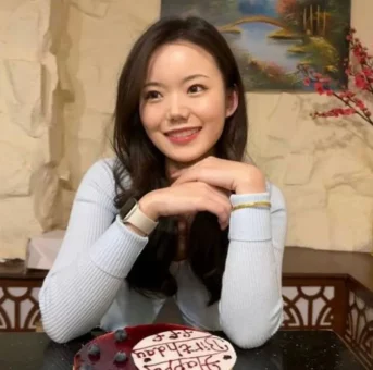 【画像6枚・動画4本】エッチな騎乗位で感じる姿が可愛すぎる妻