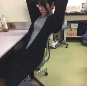 【画像18枚・動画8本】おしりの大きな女子大生とのハメ撮り