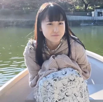 【無】 圧倒的な透明感。伝説級の美〇女に３P中出し