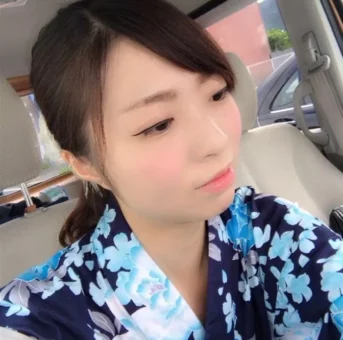 【画像48枚・動画2本】ドライブ好きな嫁とのハメ撮り