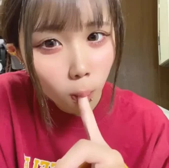 20歳素人女子のりちゃんのオナ見せ配信