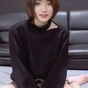 【1度きり】”145cm 新卒保育士”高額支援。絶頂が止まらない清楚美女に危険日生中出し。★在庫のみ★