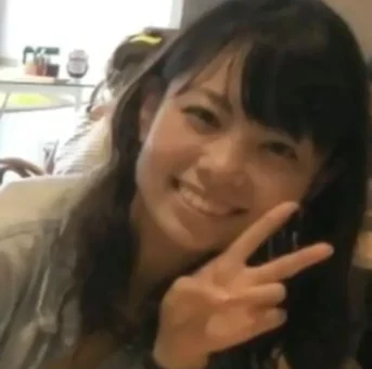 【画像44枚・動画9本】大好きな彼のために自撮りオナも他人棒も受け入れる彼女