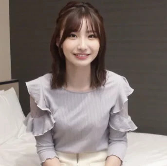 ※在庫限り※18歳 経験人数0人。ミスコングランプリ受賞した清楚系の頂点。戸惑いを隠し切れない人生で初めて見る大人のチ●ポ