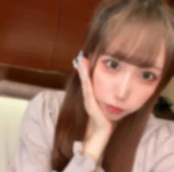 立ちんぼで一番かわいいを物色！獲れたてのFカップ美女とホテルへ直行!! 激アツ中出しセックスしてみた!
(HD1080P) (fc4342404)