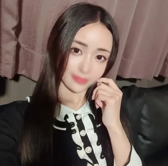 ウ女】小麦色の肌をした巨乳絶品ボディ。100倍敏感な勃起乳首をぐるぐる弄られ未熟マンコに15分間容赦なく挿入。
(HD1080P) (fc4403123)