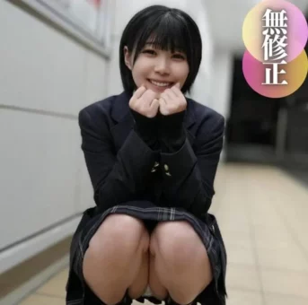 70%OFF【顔出し】 もはやアイドル！！無敵のルックス第2弾！！ここでしか見れない『上玉』。制服バージョン解禁。
(HD1080P) (fc4403613)