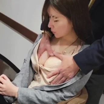 。自宅まで取り立て美乳を弄び嫌がりながらも大量中出しされたハメ撮りで返済中（返済額に足りず期間延長1980pt）
(HD1080P) (fc4407539)