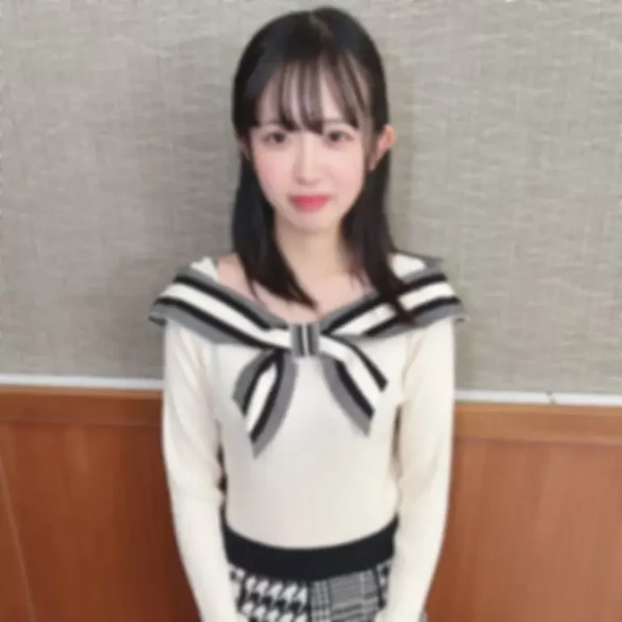 然の涙。色白スレンダーな癒し系最強アイドルフェイスに大量中出し、おっぱいに大量ザーメンぶっかけ２回戦。
(HD1080P) (fc4445846)