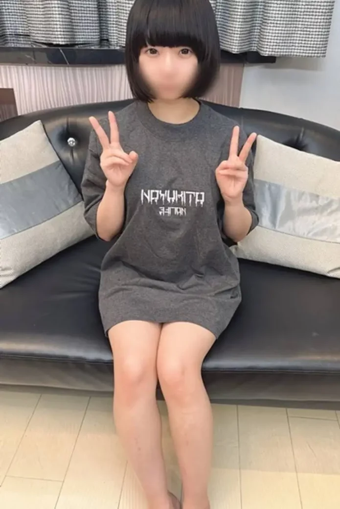 前の素朴な頃のもえちゃん♪150cm前後の低身長.ロ.  リ な身体を生ちんぽでガン突きして痙攣えっち
(HD1080P) (fc4476344)
