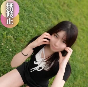 チな事には興味津々。見た目からは想像できないギャップに興奮収まらずギンギン大量中出し&amp;お掃除フェラ
(HD1080P) (fc4485880)