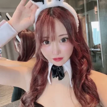 Fカップと美尻を持つ感度抜群美女に何度も中出ししてしまいました！
(HD1080P) (fc4497297)