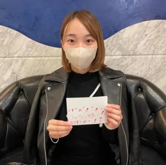 モード系美人看護師とハメ撮り。「気持ち良ぃぃぃぃ…っ！！」生チンポでの鬼ピストンにバグりまくる。
(HD1080P) (fc4505944)