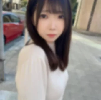 エッチなビデオに…   彼氏がいるのに何度もイッちゃう感度抜群なウブな女の.こ.に2回も中出しちゃいました
(HD1080P) (fc4510882)