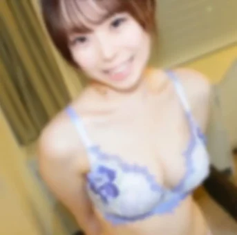 のみ大特別価格』『完全顔出し』神に認められた乳？？？最新型のロケットおっぱいが発射されました！
(HD1080P) (fc4512714)