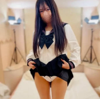 これが令和のヤリマン美女！黒髪清楚なのに経験人数3桁　コスで大量中出し　039
(HD1080P) (fc4513686)