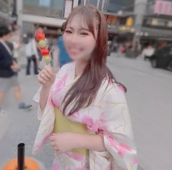 生。久々のセックスで初ラブホ初生ハメ撮り。未経験の巨根に無理無理いいながら感じまくり大量中出し3回戦
(HD1080P) (fc4520548)