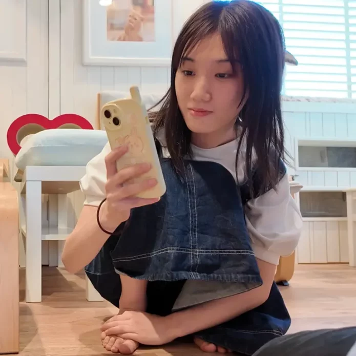 『○○君じゃない人で感じちゃってごめんね…』 あの19歳の経験人數を”2人目”に書き換えてきました。
(HD1080P) (fc4538486)