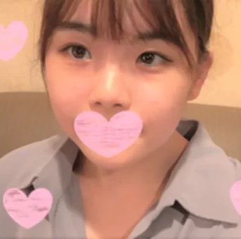 【無個撮】素樸な貧乳素人ちゃん初ハメ撮り～約70分【特典で高畫質】
(HD1080P) (fc4542791)