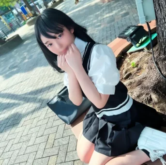 乳女大生！！–の様に思っていたけど脫がせてみるとまさかのFcup巨乳・・・まだピュアな身體に2回中出し！！
(HD1080P) (fc4543291)