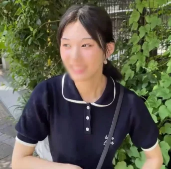 んが、中年オヤジに好きなようにされ、お小遣いの為に我慢して生中出し…特典お風呂で身體を洗うシーン付き
(HD1080P) (fc4554621)