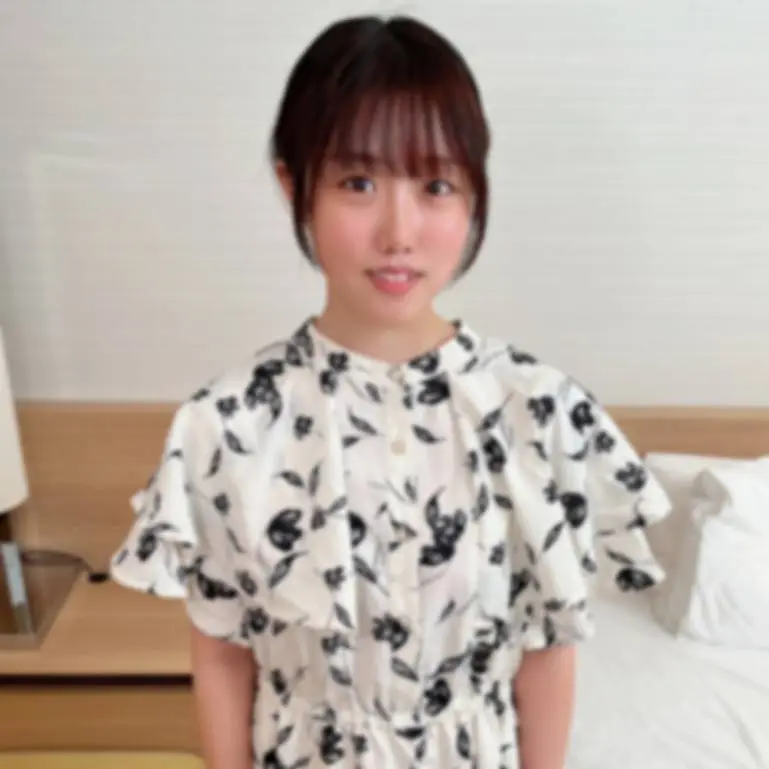 射もぎたて果実のような１８歳 色白美乳な予備校生の美裸體に、新鮮搾りたて精液を中出し＆顔射トッピング。
(HD1080P) (fc4554722)