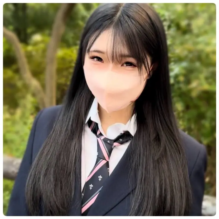 ロングが似合いすぎるリオンちゃん！！卑猥すぎる舌使い♪ エロギャップ極まる超絶激カワ乙女に大量種付け！！
(HD1080P) (fc4560051)