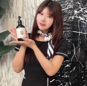 神技リンパに【ヌキなし健全店】で秒速フル勃起!理性ぶっ飛びの快感に溺れて出禁覚悟の生中出しセックス!!
(HD1080P) (fc4697015)