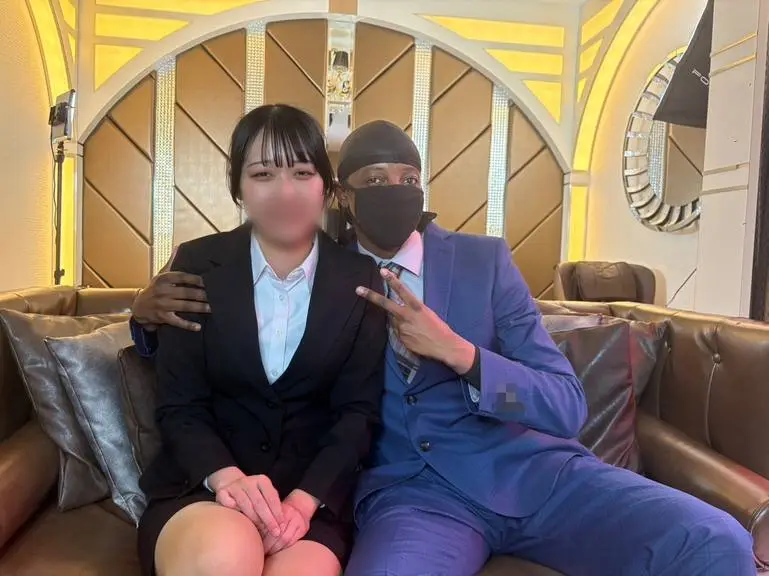 Mな22歳OLが黒人同僚と不倫  FC2-PPV-4793855